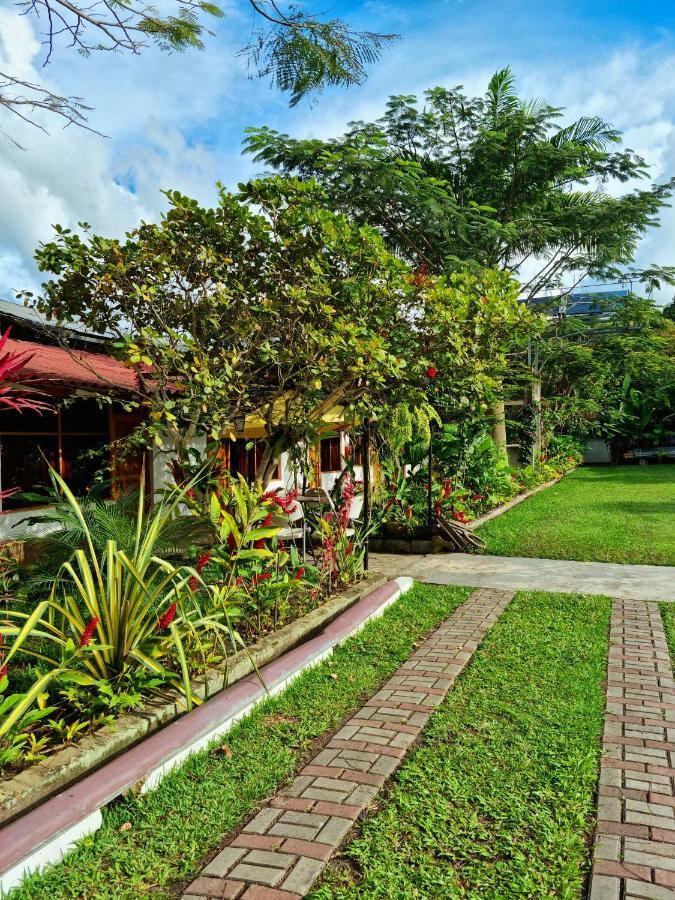 Country Club Eco Casajardin 호텔 모요밤바 외부 사진