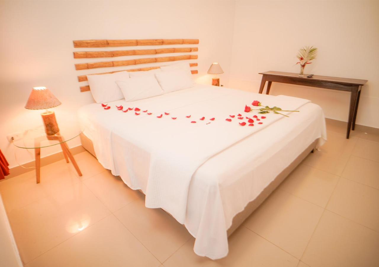 Country Club Eco Casajardin 호텔 모요밤바 외부 사진